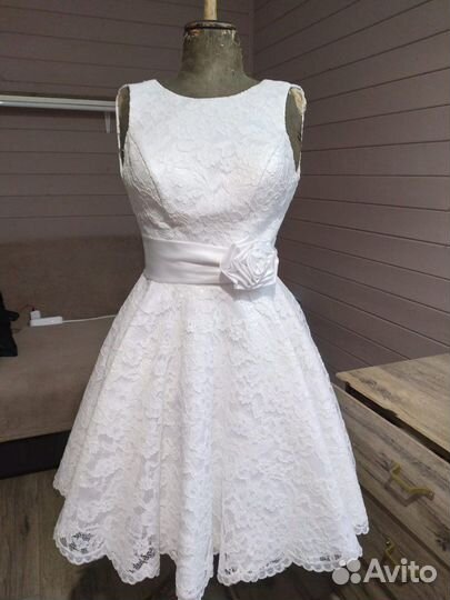 Платье праздничное женское, размер 44, новое