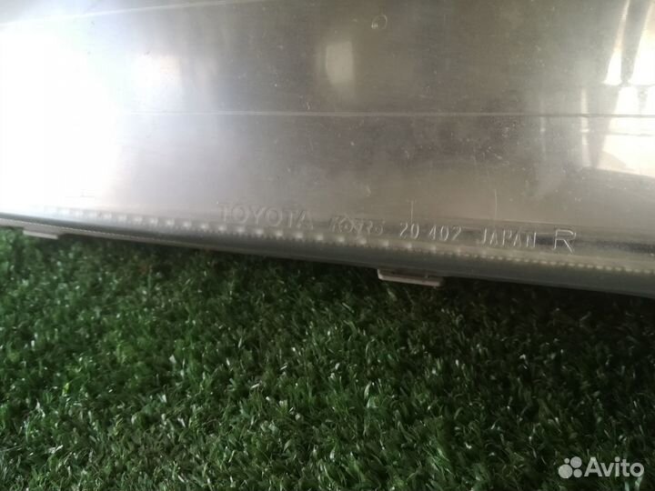 Фара Тойота Карина AT210 AT211 AT212 ST215