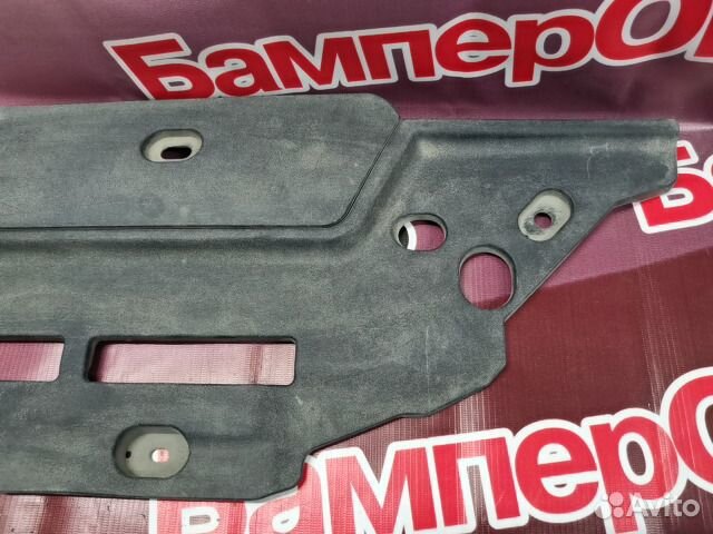 Кожух замка капота передний Toyota Corolla E150