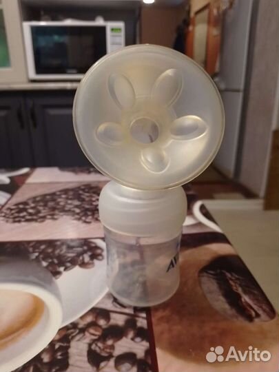 Молокоотсос avent ручной