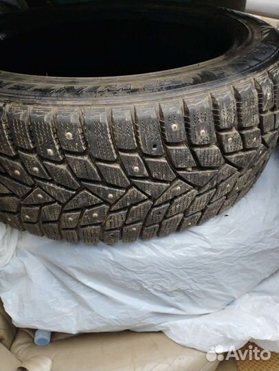 Dunlop SP Winter Ice 02 245/45 R17 99T