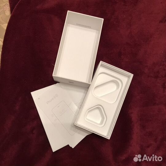 Коробка от iPhone 6s