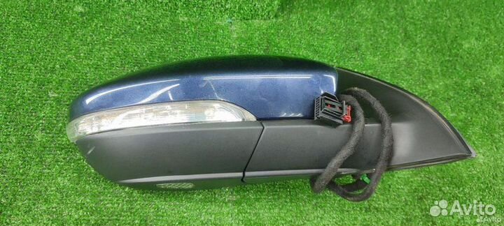 Зеркало правое Volkswagen Passat B7 caxa 2011