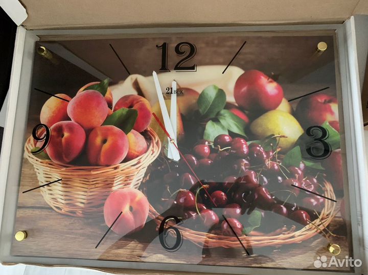 Часы настенные 21 век (57см на 41)