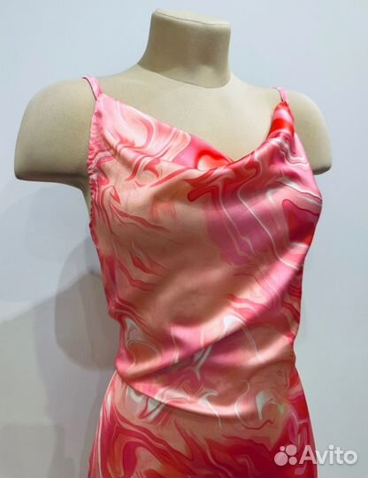 Сарафан в нежных тонах новый Boohoo