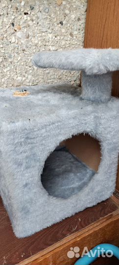 Домик для кошки б/у