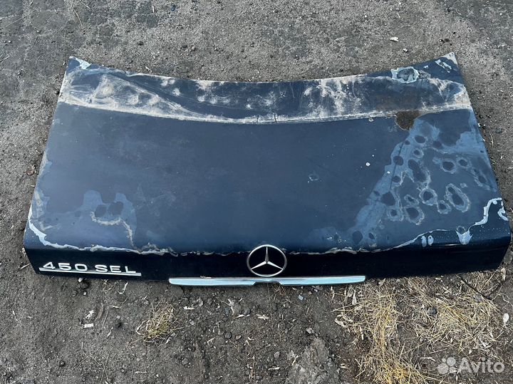 Крышка багажника W116