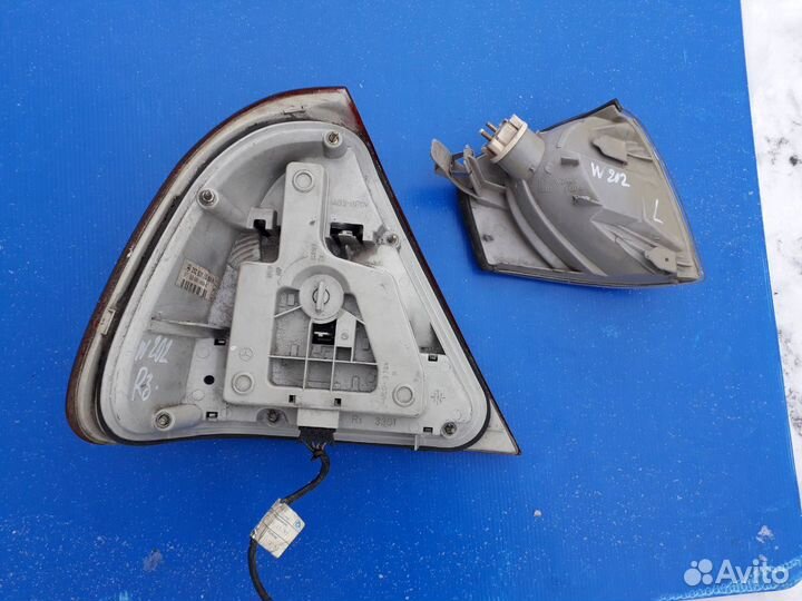 Фонарь задний правый Mercedes Benz W202 1993-2000