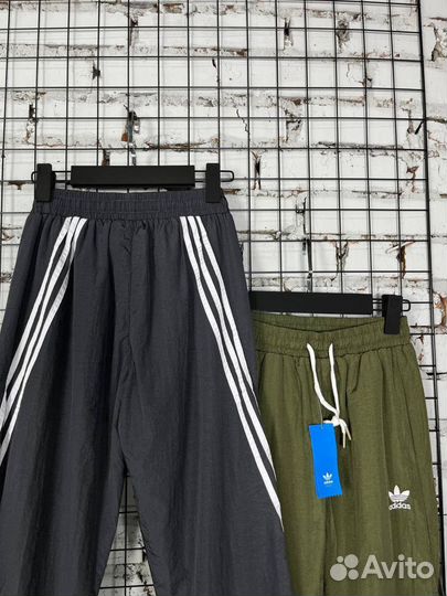 Спортивные штаны Adidas