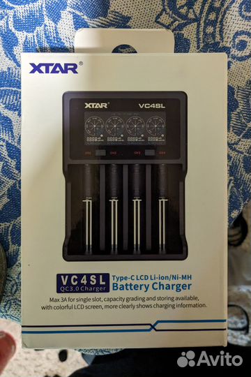 Универсальное зарядное для акб xtar VC4SL