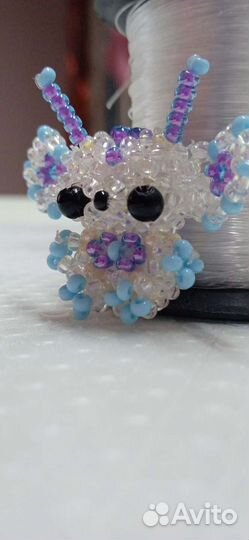 Амигуруми фея-бабочка из чешского бисера
