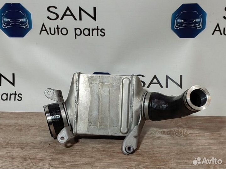 Интеркулер Bmw 5 F10 N63B44 2011