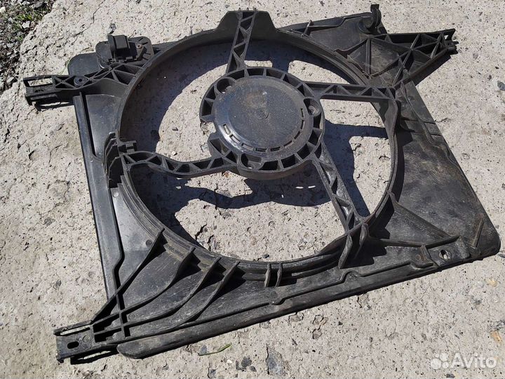 Корпус вентилятора радиатора (дифузор)