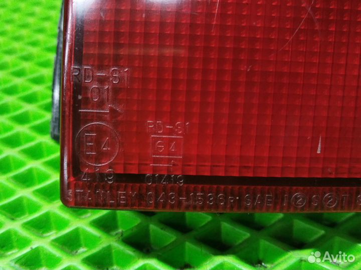 Фонарь задний правый Mitsubishi chariot