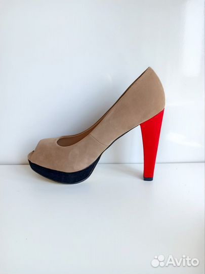 Туфли женские бежевые замшевые 36 Ronzo