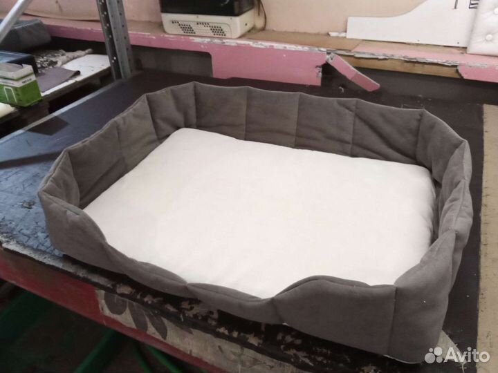 Лежанка для кошки и собаки