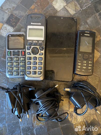 Nokia X1-00