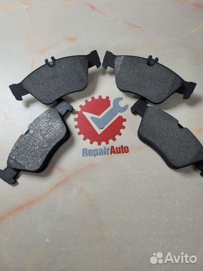 Колодки тормозные w210