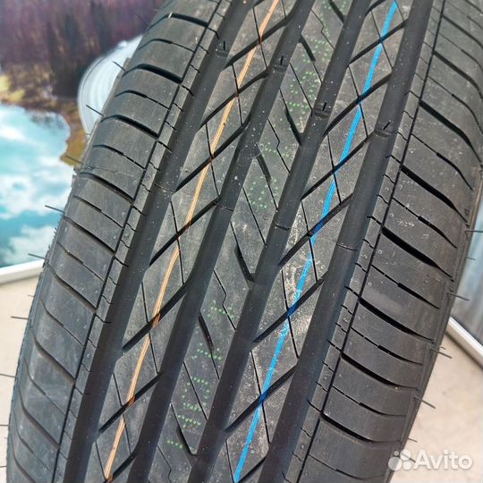 Tracmax X-Privilo H/T 235/65 R18