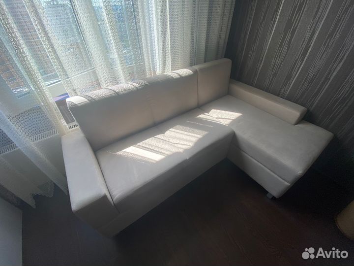 Угловой диван бу