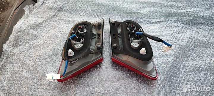 Стоп-сигнал задний левый правый Toyota Camry 40