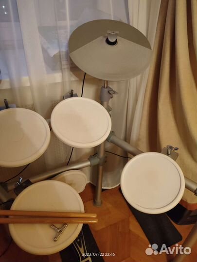 Электронная ударная установка Medeli DD-516