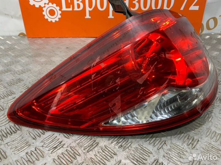 Фонарь задний левый Chevrolet Cruze