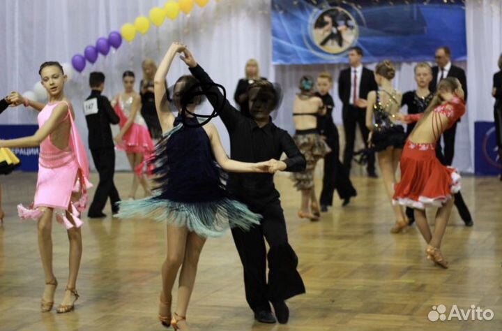 Продаю /сдаю в аренду платье для бальных танцев