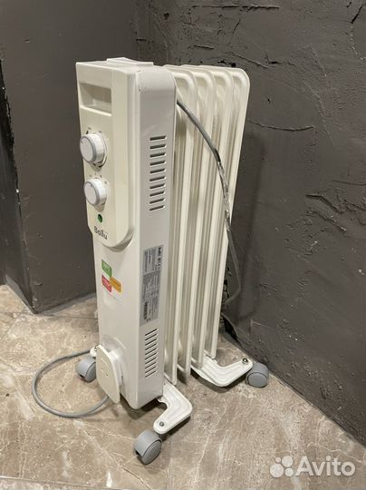 Масляный радиатор Ballu Explorer BOH/EX-05 1000