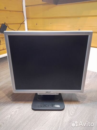 Acer монитор 17