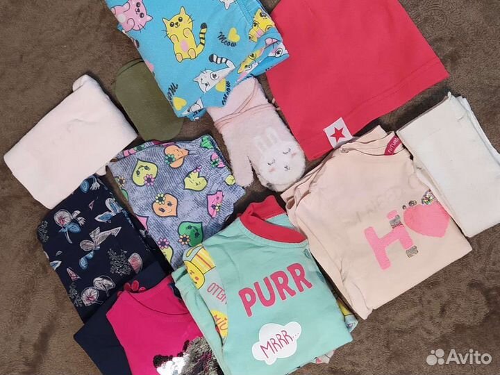 Пакет одежды для девочки 3-4 года