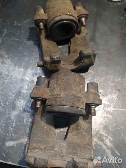 Суппорта передние volkswagen polo 2011 - 2019