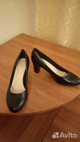 Новые Туфли р.37