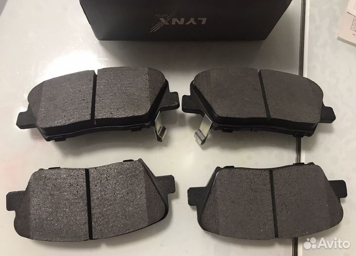 Колодки тормозные передние lynxauto BD3630