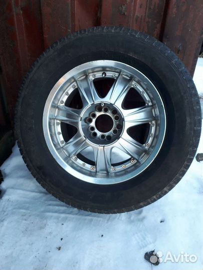 Kapsen HP7 65 R17 111H