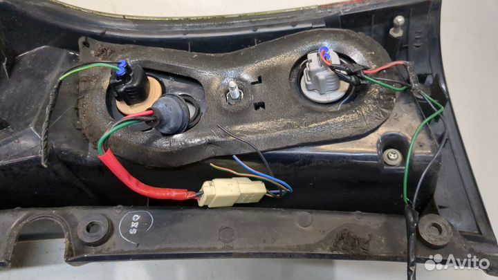 Фонарь (задний) левый Mitsubishi Grandis, 2006