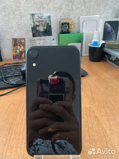 iPhone xr 64gb
