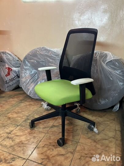 Компьютерное кресло Interstuhl Every