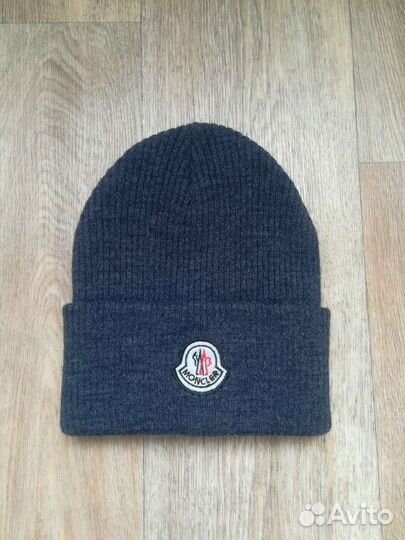 Шапка синяя новая
