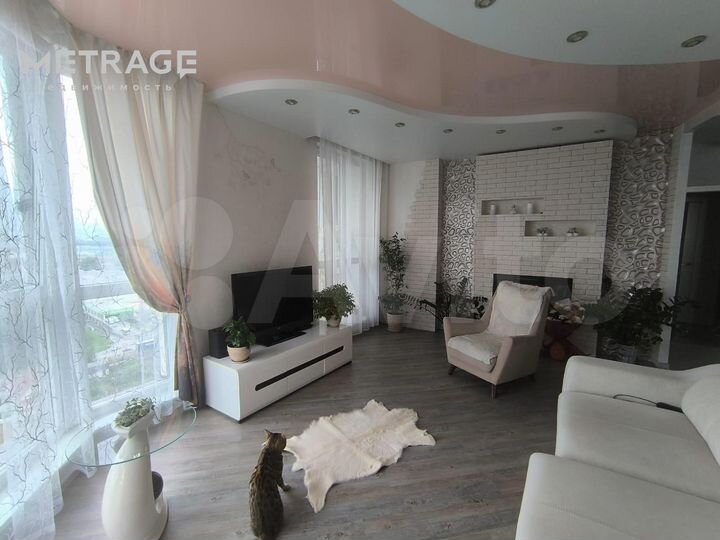 2-к. квартира, 72 м², 19/26 эт.