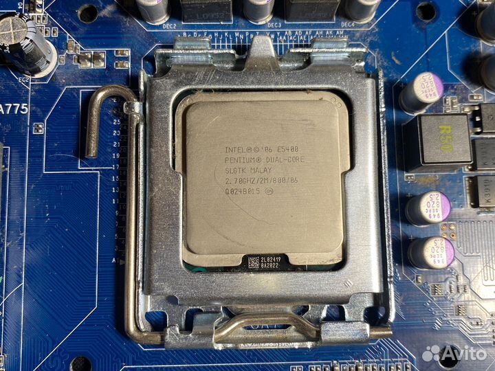 Материнская плата