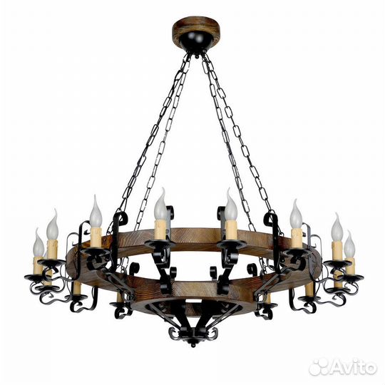 Деревянная люстра-колесо с элементами ковки