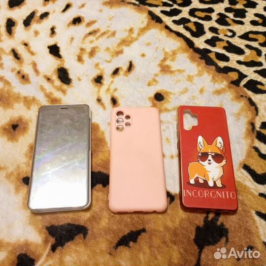 Чехлы на телефон