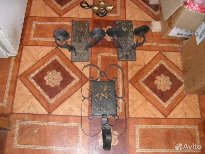 Подсвечники