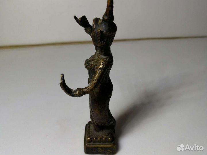 Бронзовая статуэтка