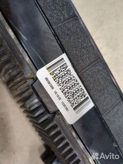 Фонарь (стоп-сигнал) Hummer H3, 2006