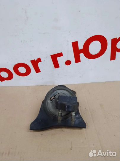 Опора двигателя правая Toyota Carina E 4A-FE