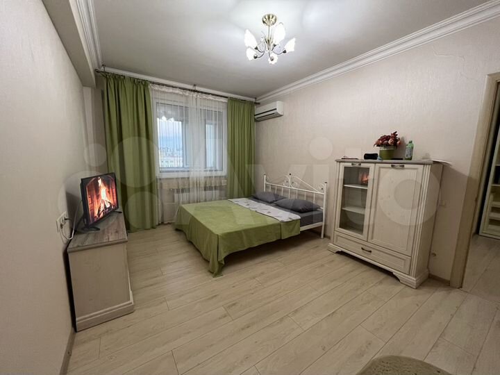 1-к. квартира, 50 м², 12/18 эт.