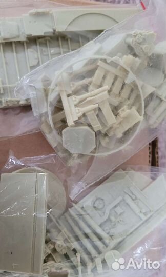 Детали интерьера для модели танка Тигр,1/35