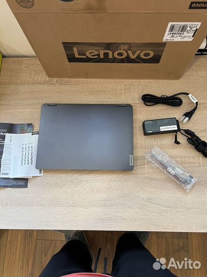 Ноутбук Lenovo IdeaPad Flex 5 14IAU7 i5 8 512